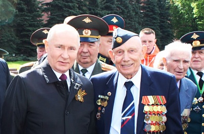 Богданов Валентин Иванович 9 мая 2023 года по приглашению  Президента РФ принял участие в Параде Победы на Красной площади.