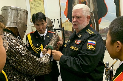 Музейный комплекс "Князь Александр Невский" посетили кадеты из Якутии