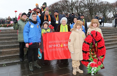 27 января на Пискаревском мемориальном кладбище в Петербурге состоялась торжественно-траурная церемония